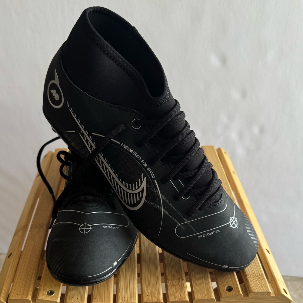 Excellent Condition Like New, Mercurial Superfly … - image 1